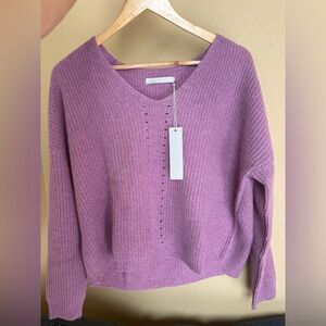 Lavender V-Neck Women's Sweater